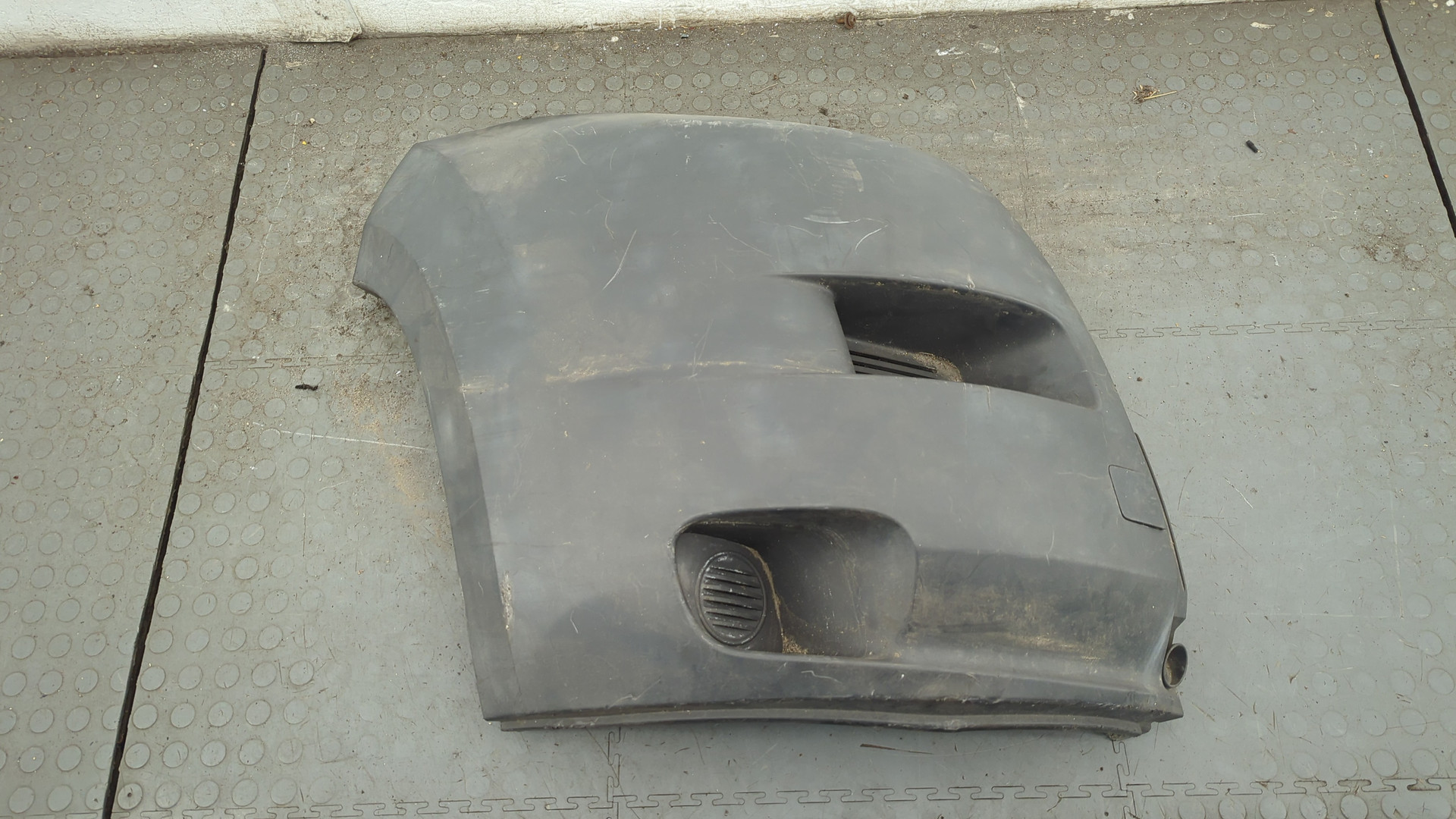 Накладка переднего бампера