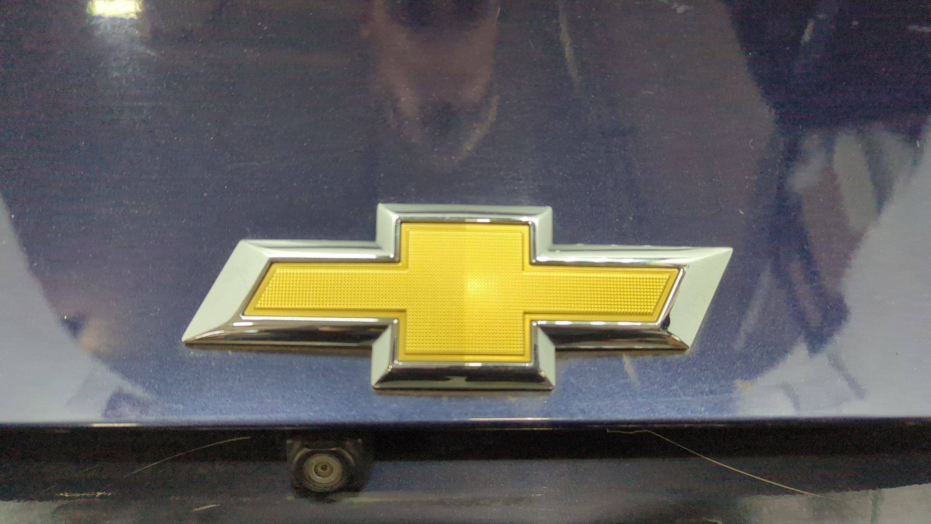 Дверь багажника