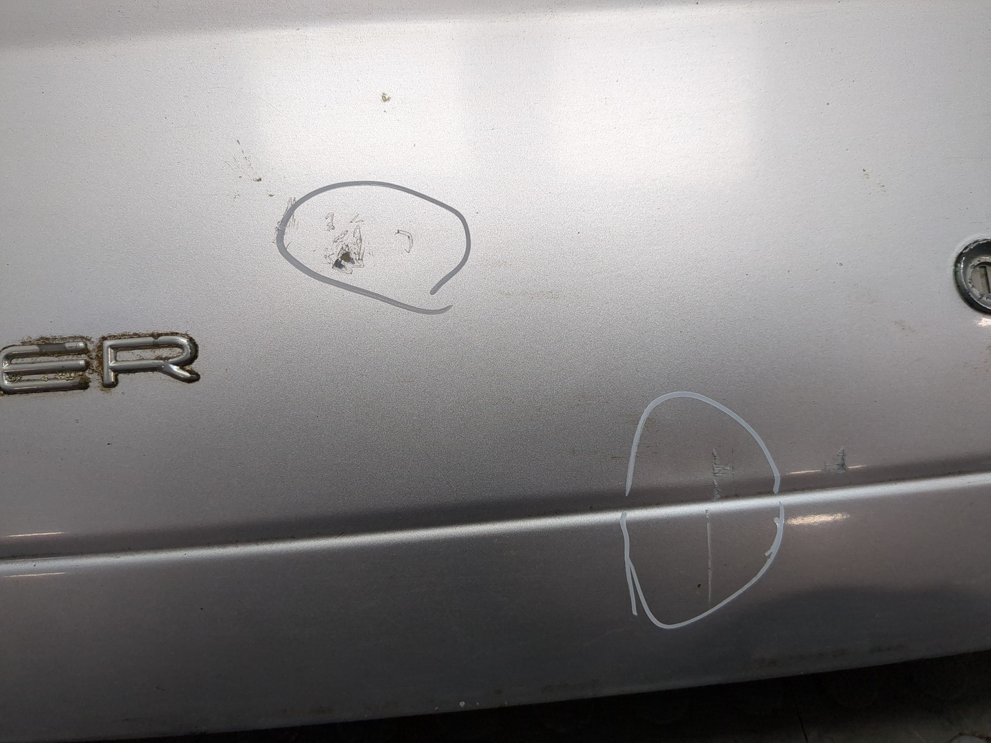 Дверь багажника