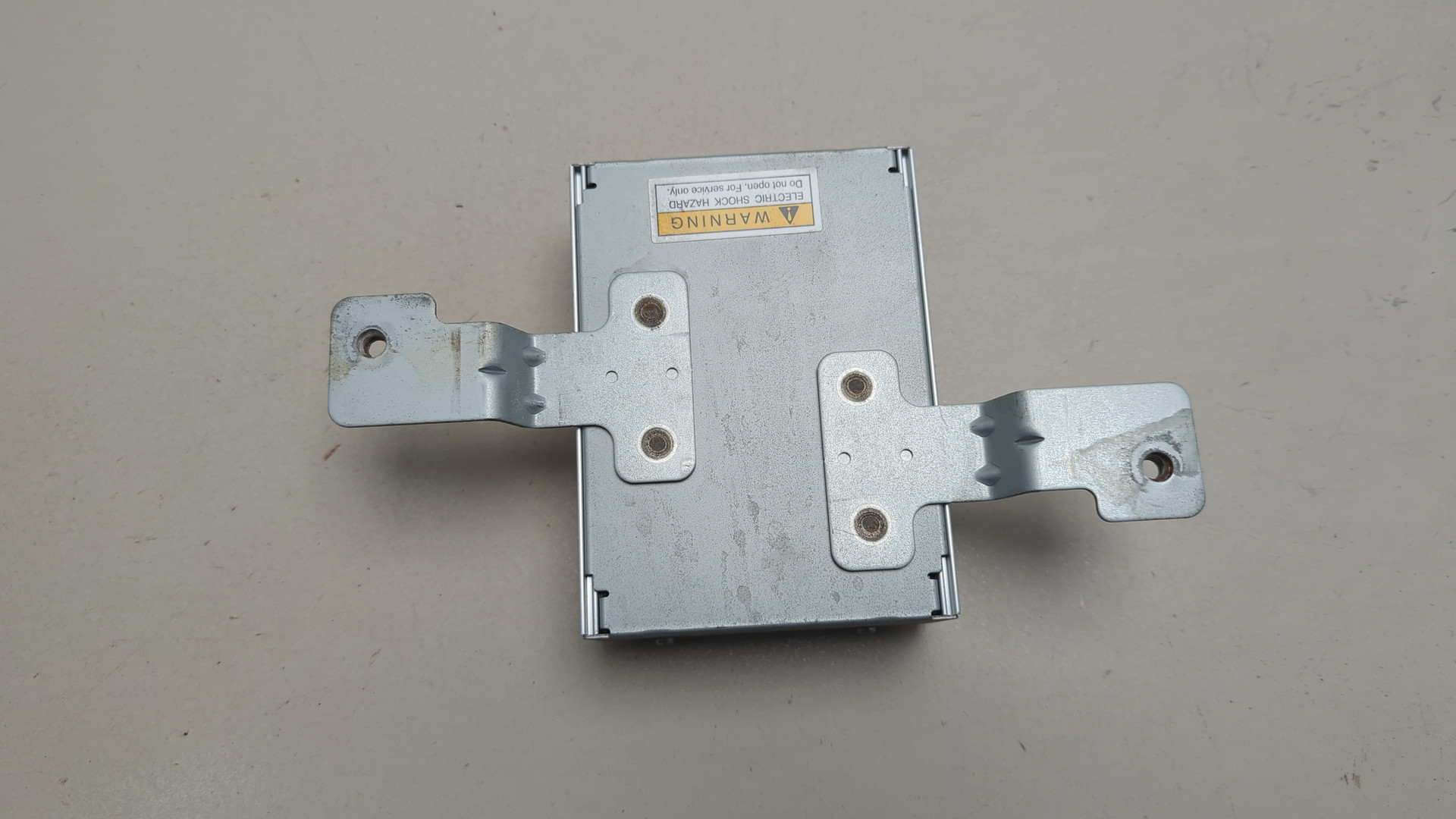 Преобразователь напряжения (адаптер)