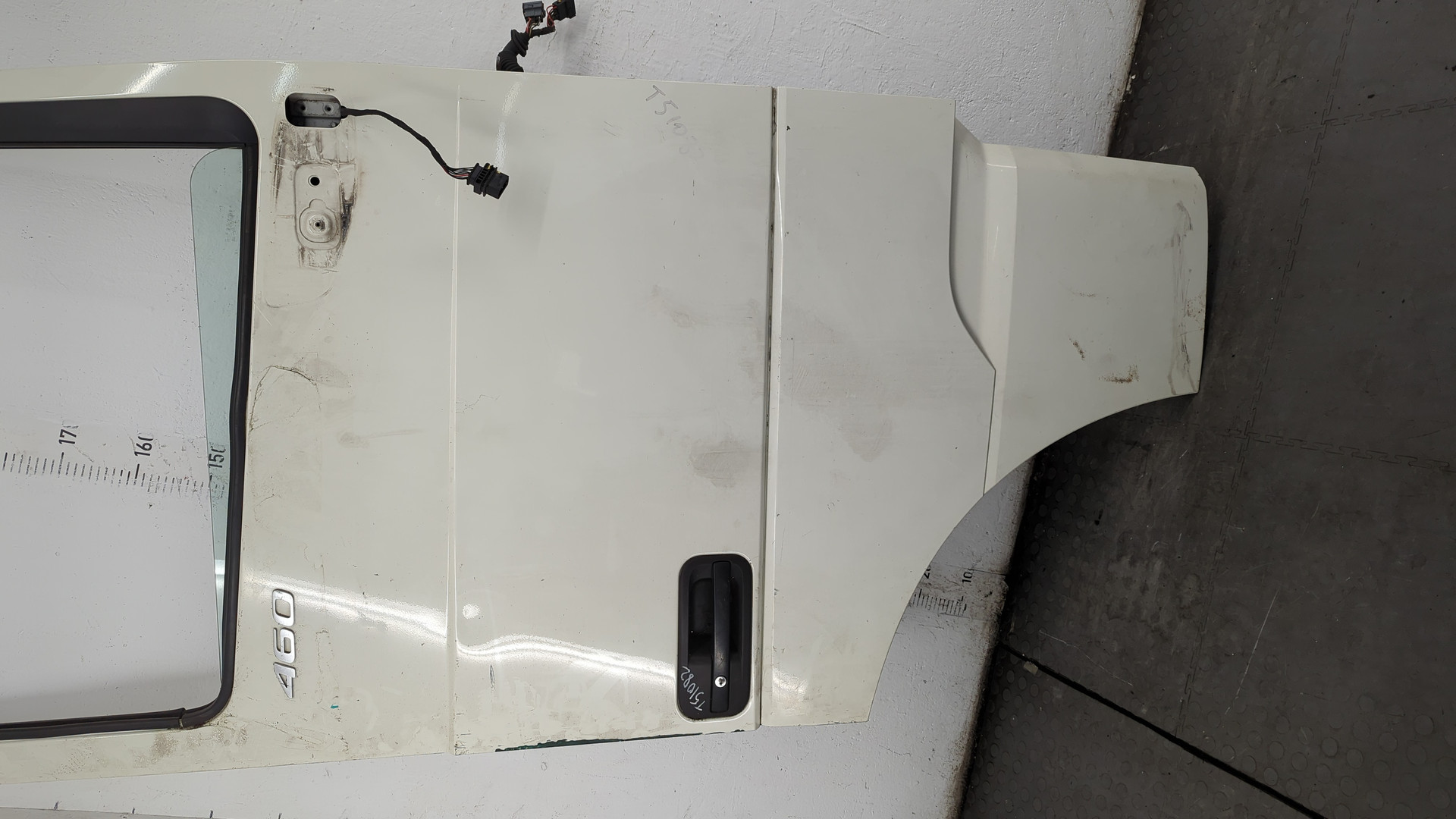 Дверь передняя правая