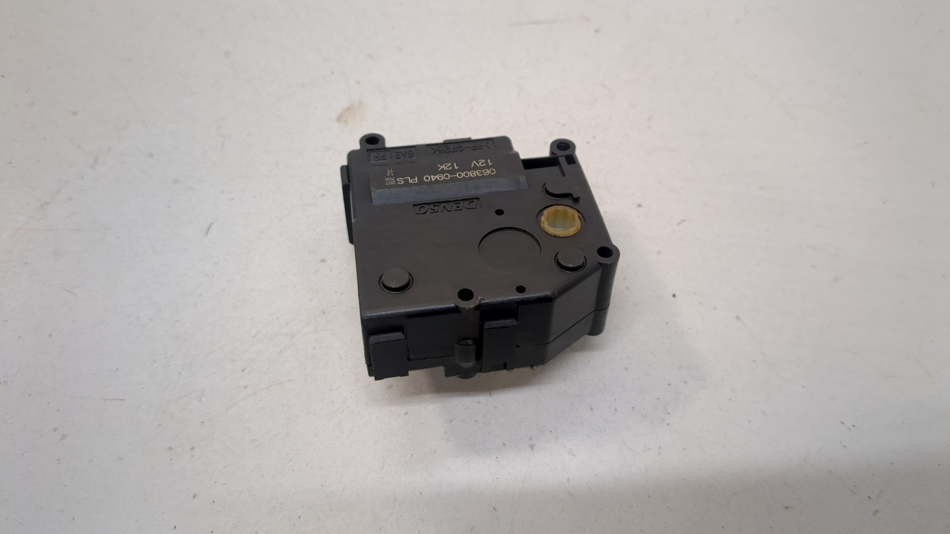 Моторчик заслонки печки