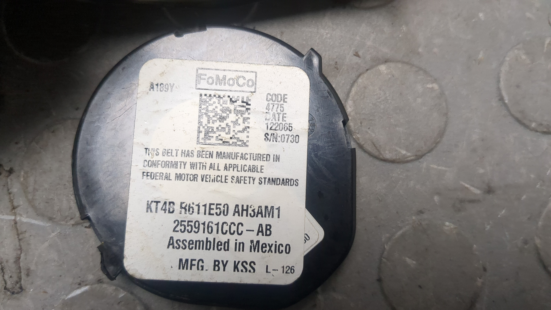 Ремень безопасности