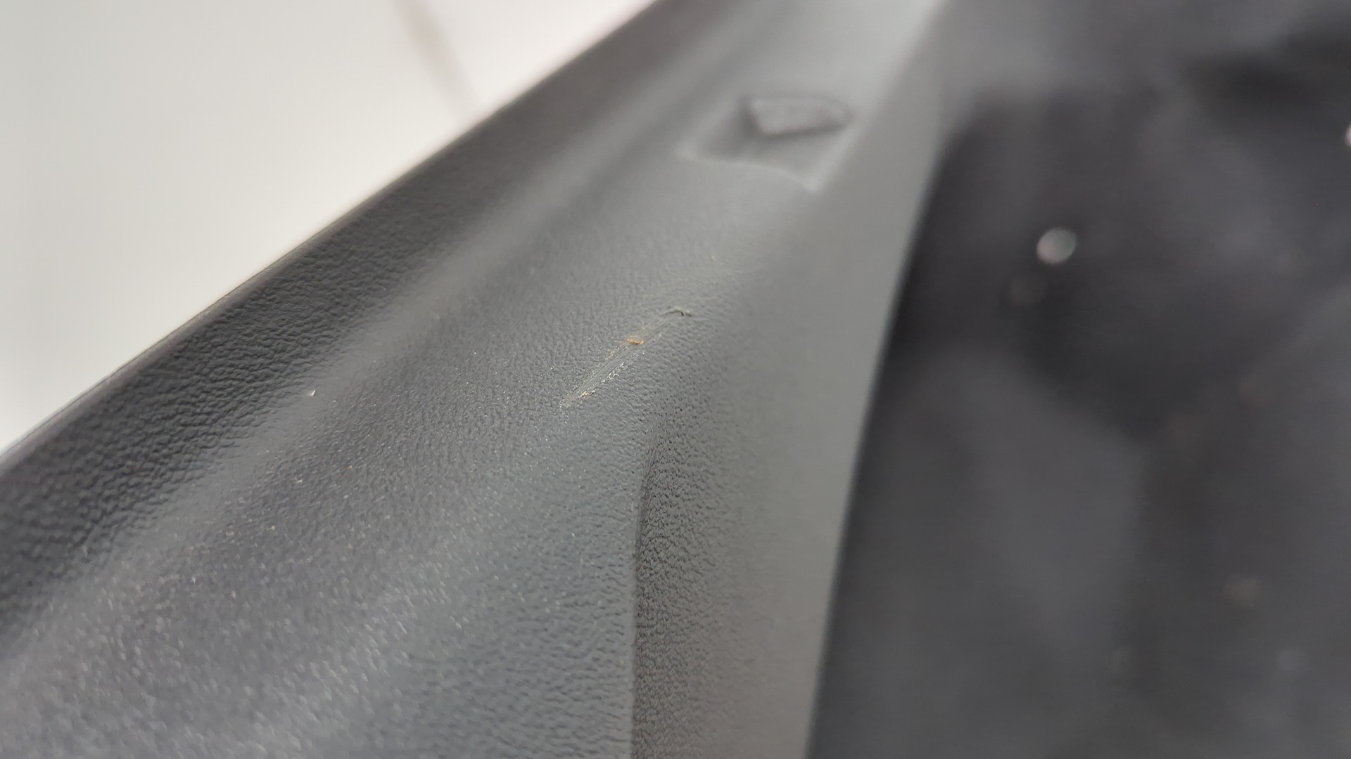 Обшивка багажника