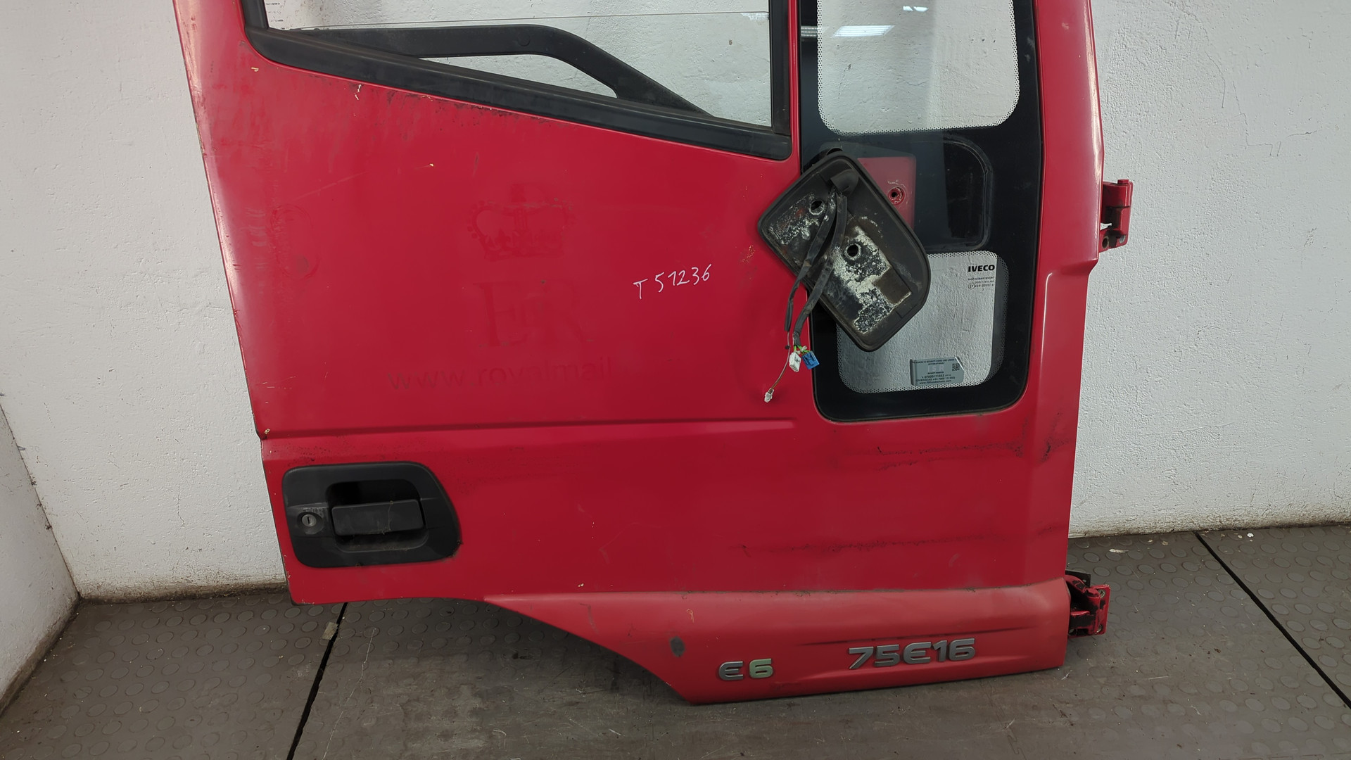 Дверь передняя правая