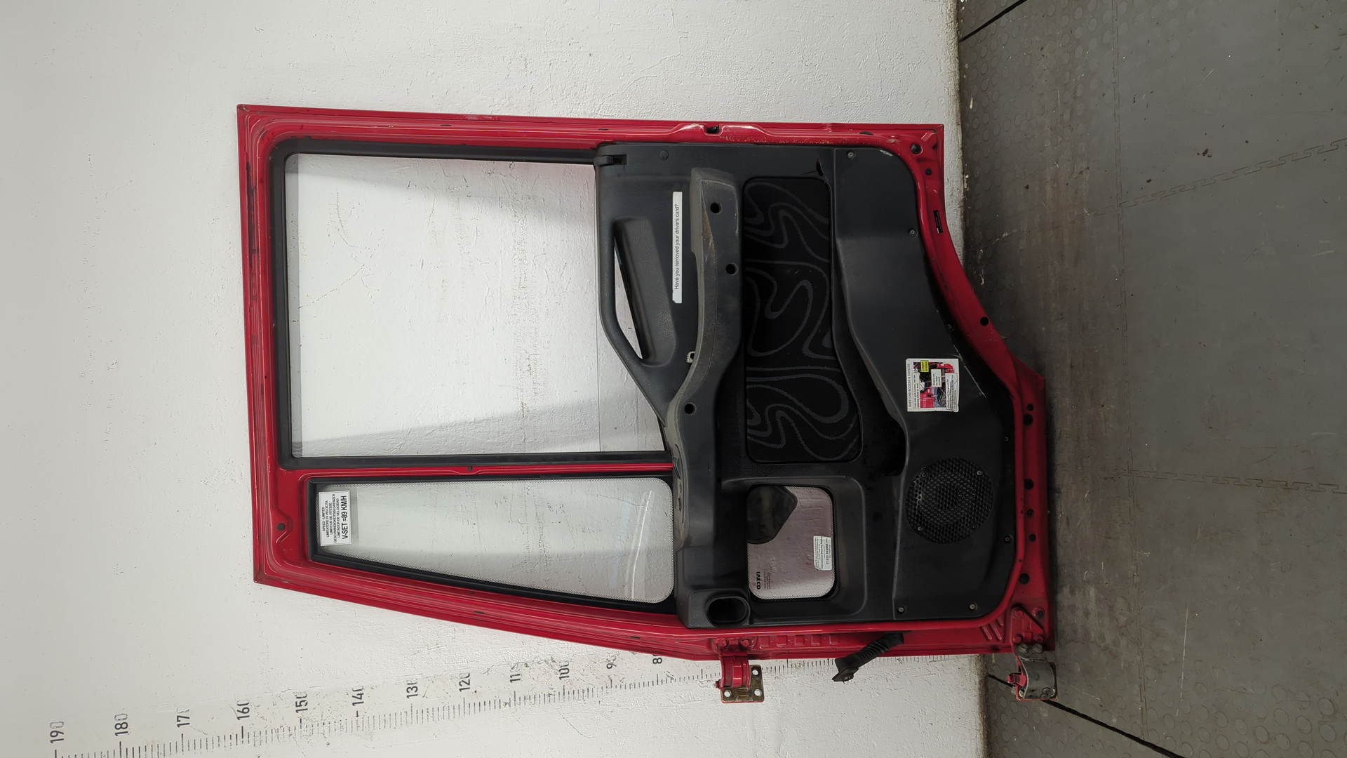 Дверь передняя правая