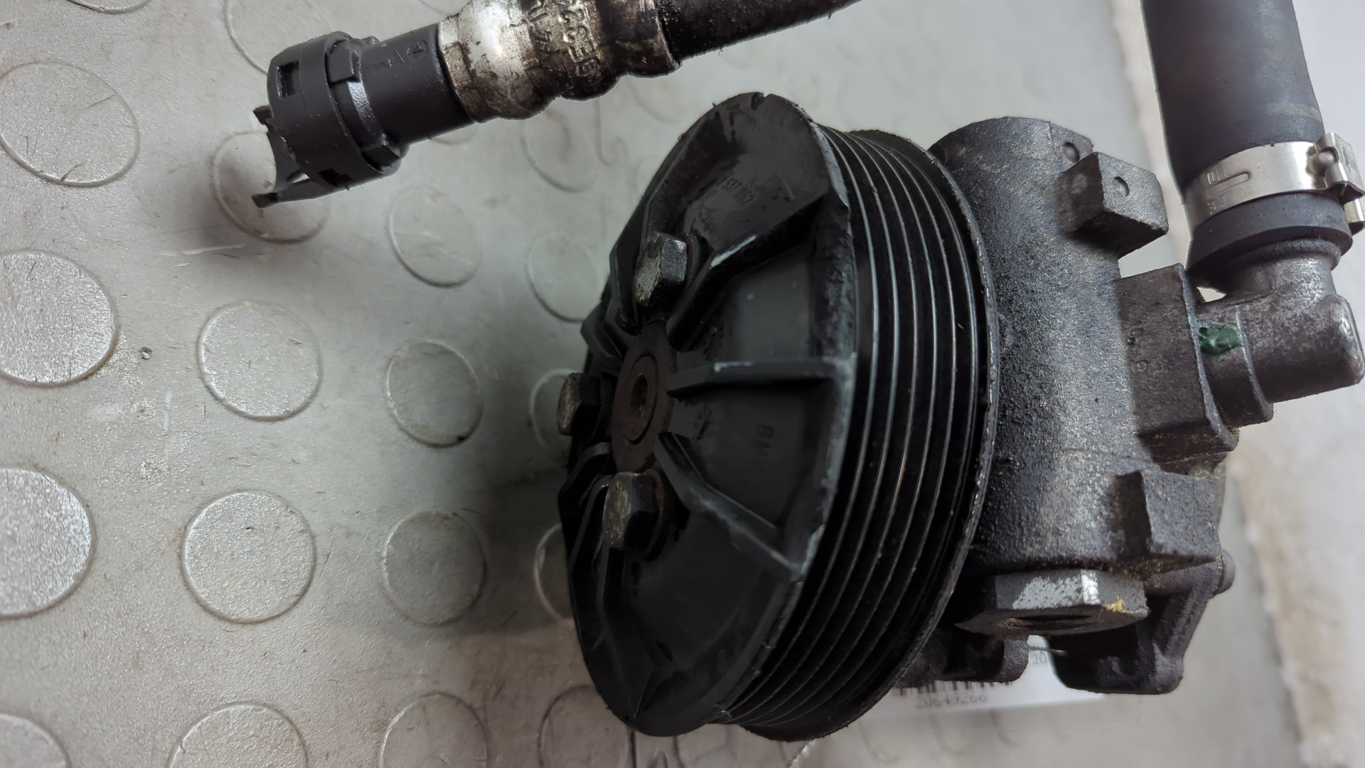 Насос ГУР (гидроусилитель руля)