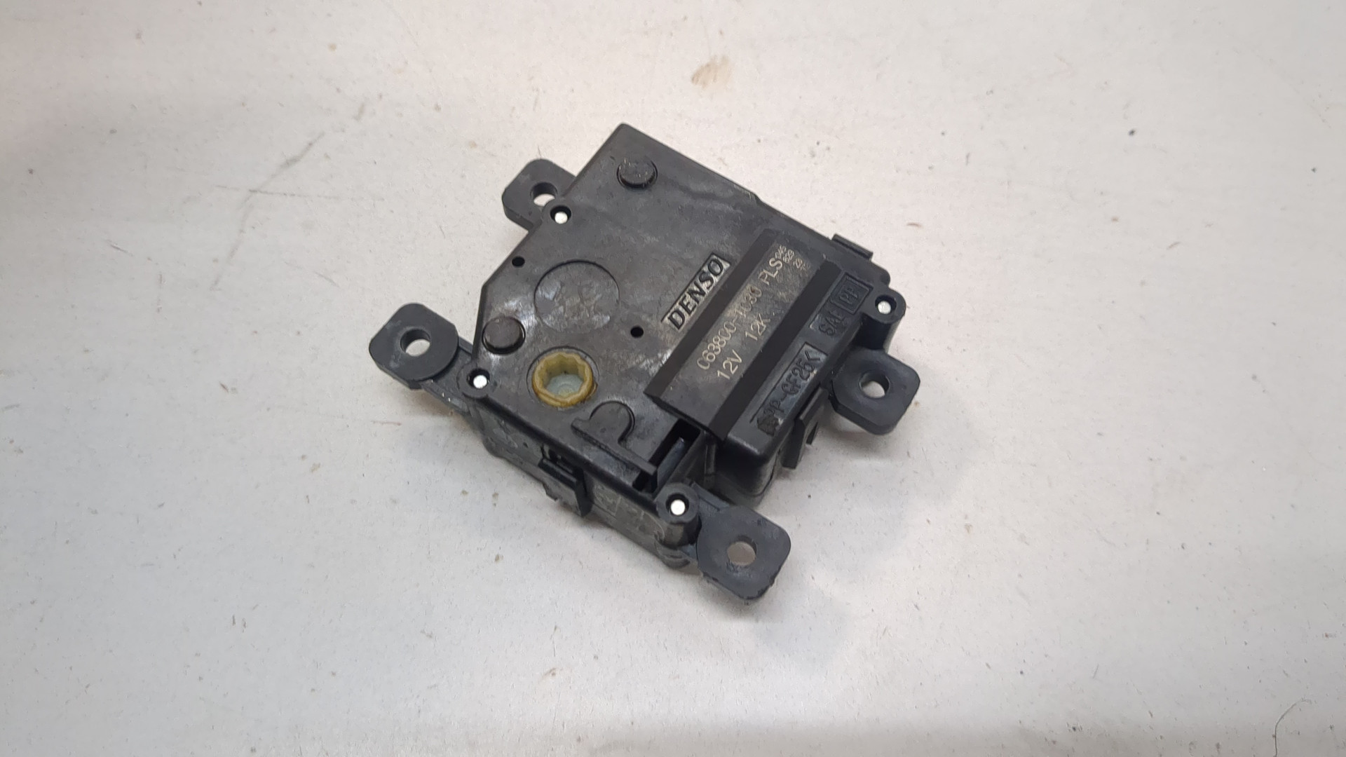 Моторчик заслонки печки