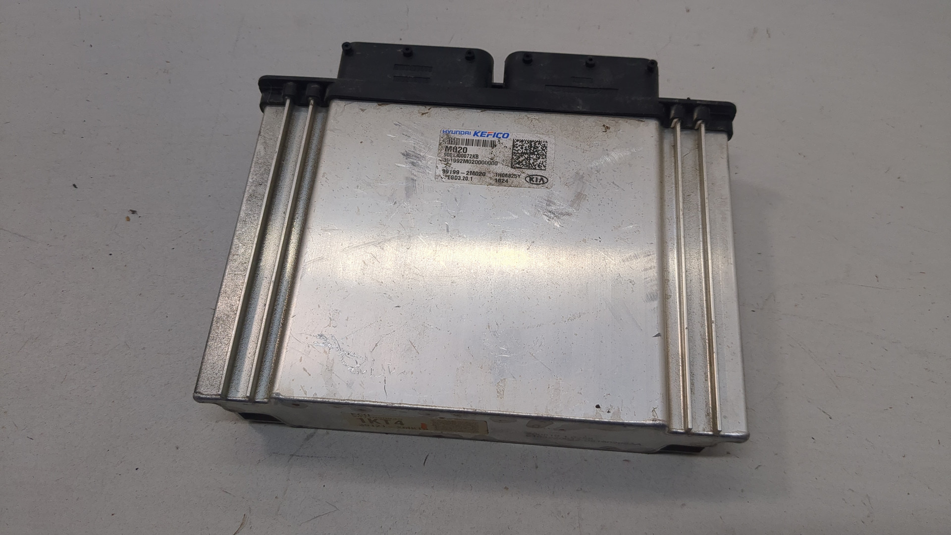 Блок управления двигателем