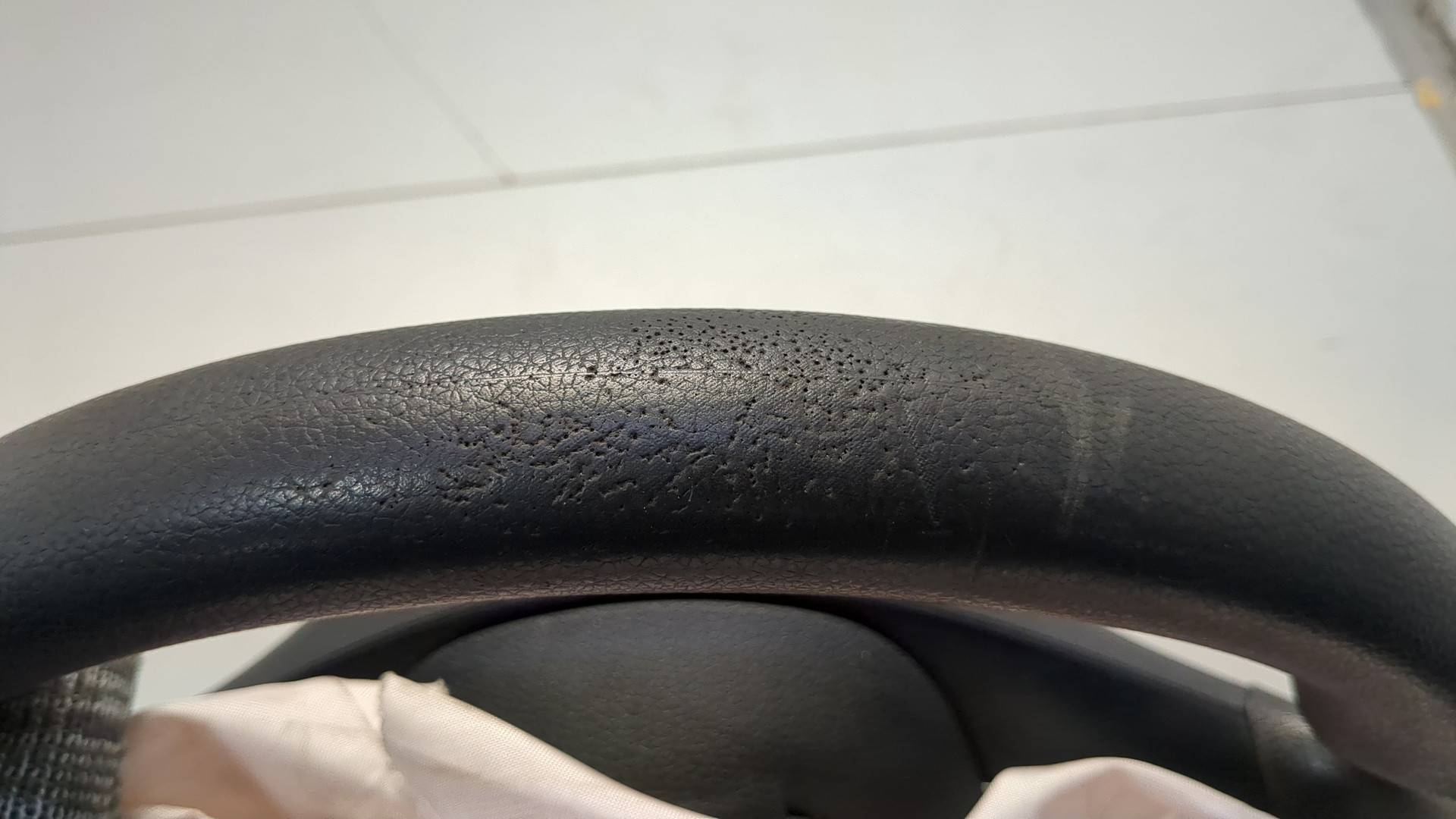 Рулевое колесо (руль)