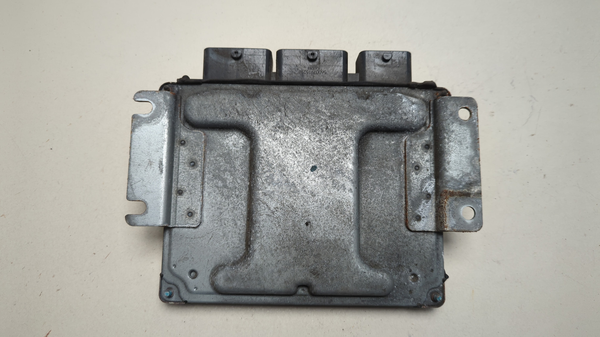 Блок управления двигателем