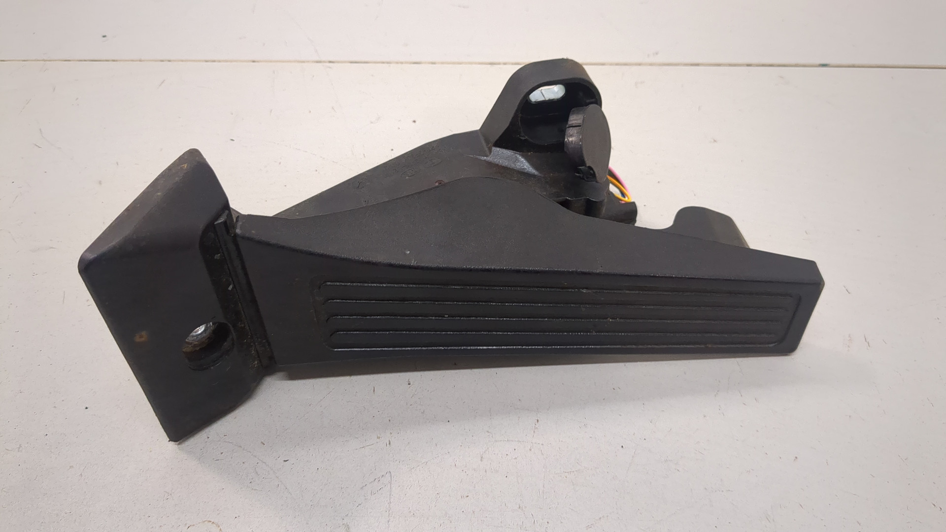 Педаль газа