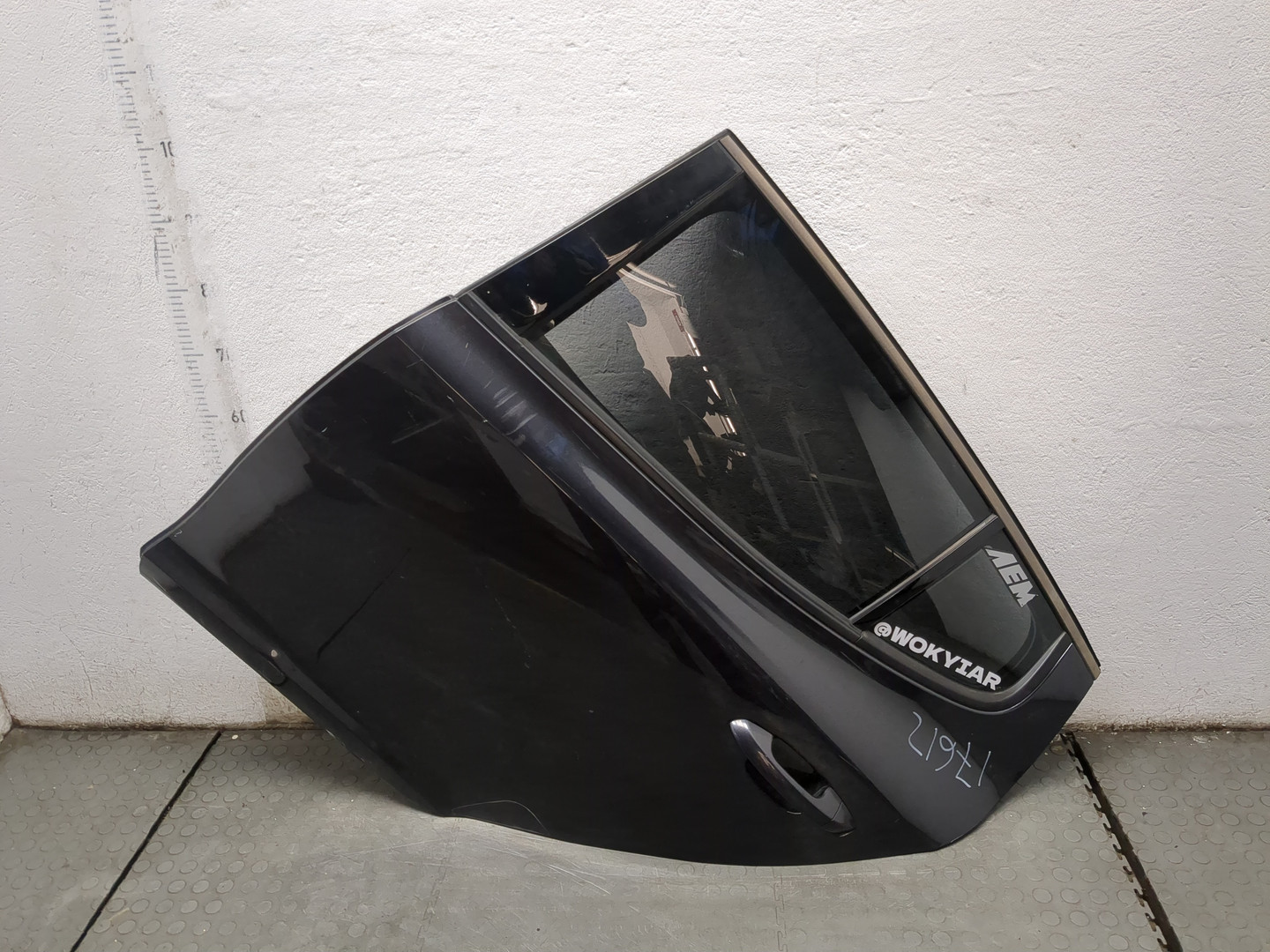 Дверь задняя левая