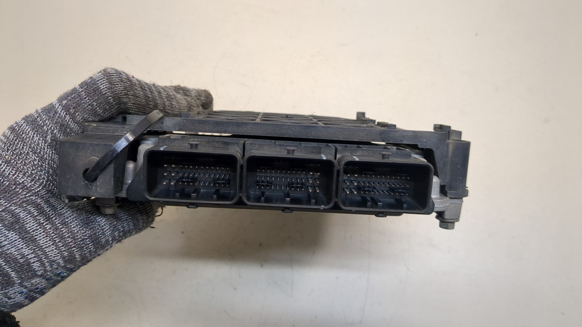 Блок управления двигателем