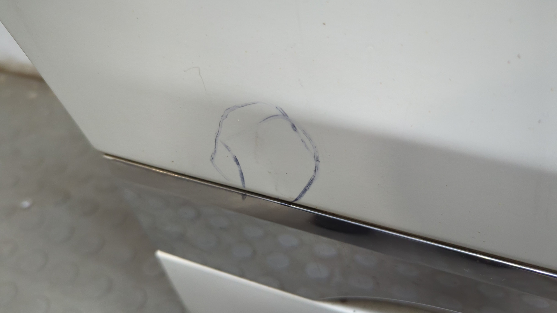 Дверь задняя правая