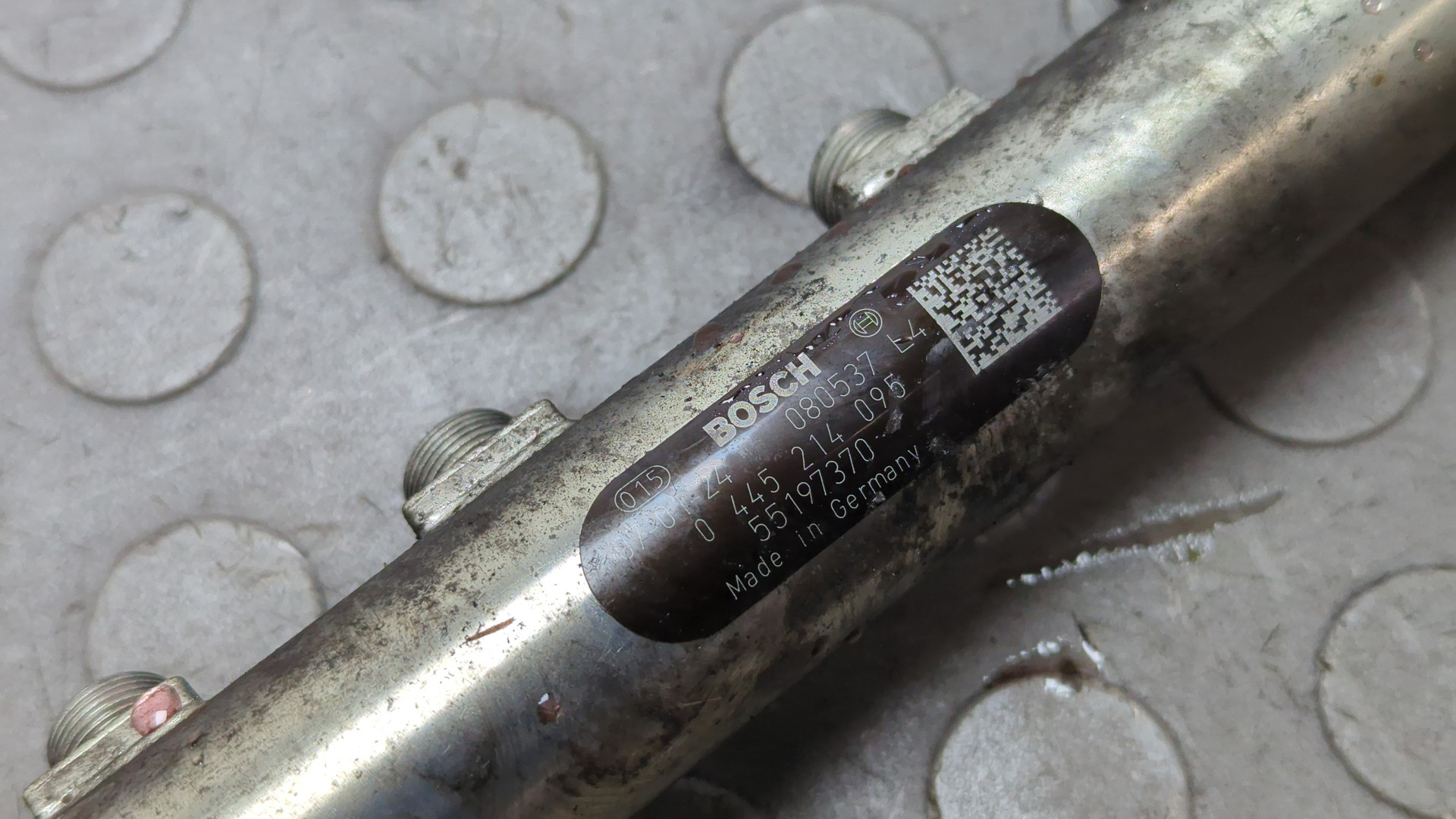 Рейка топливная (рампа)