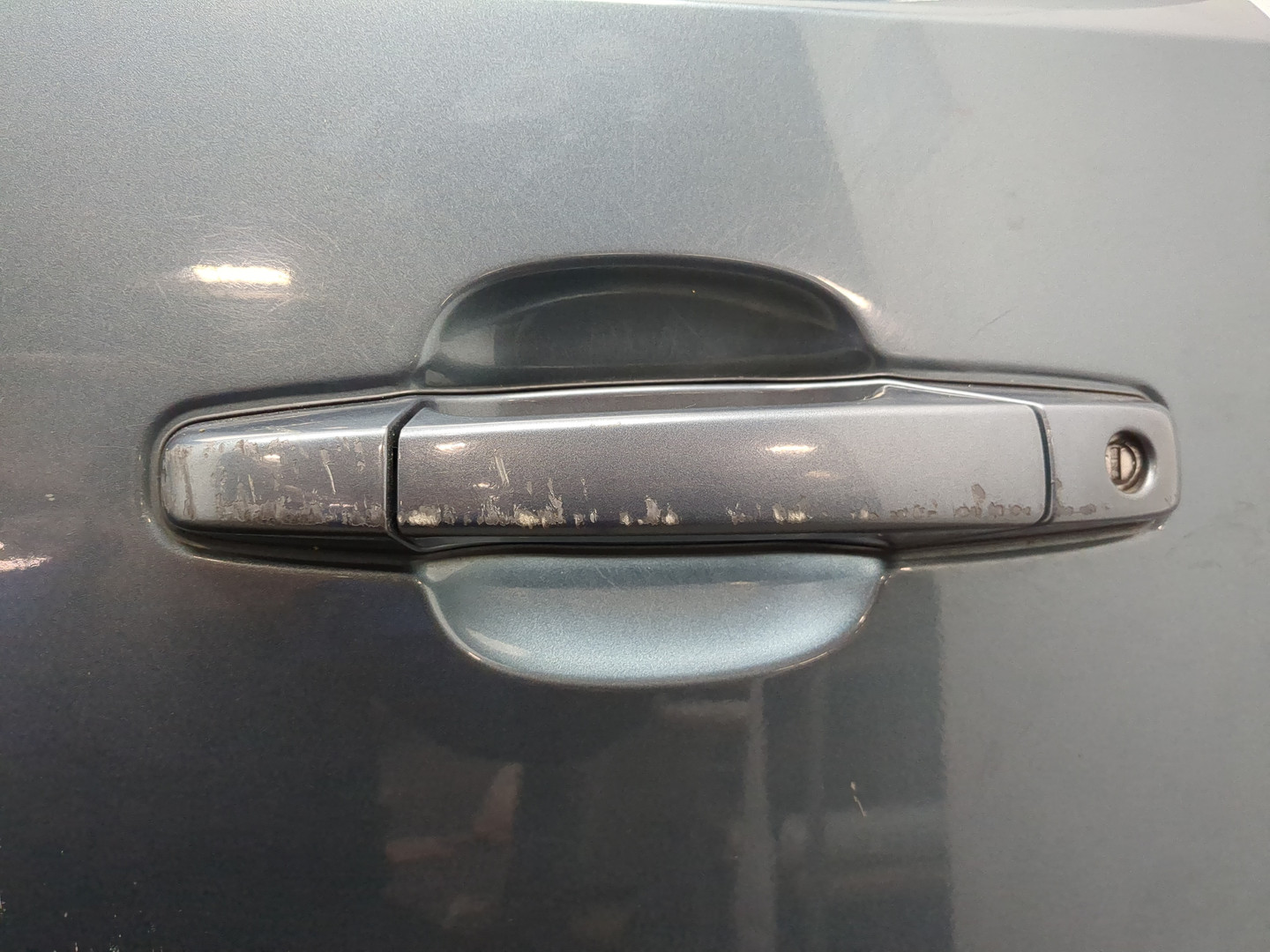 Дверь передняя левая