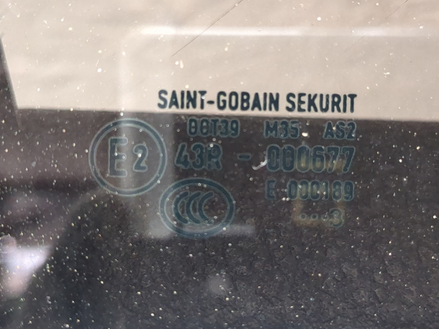 Дверь передняя правая