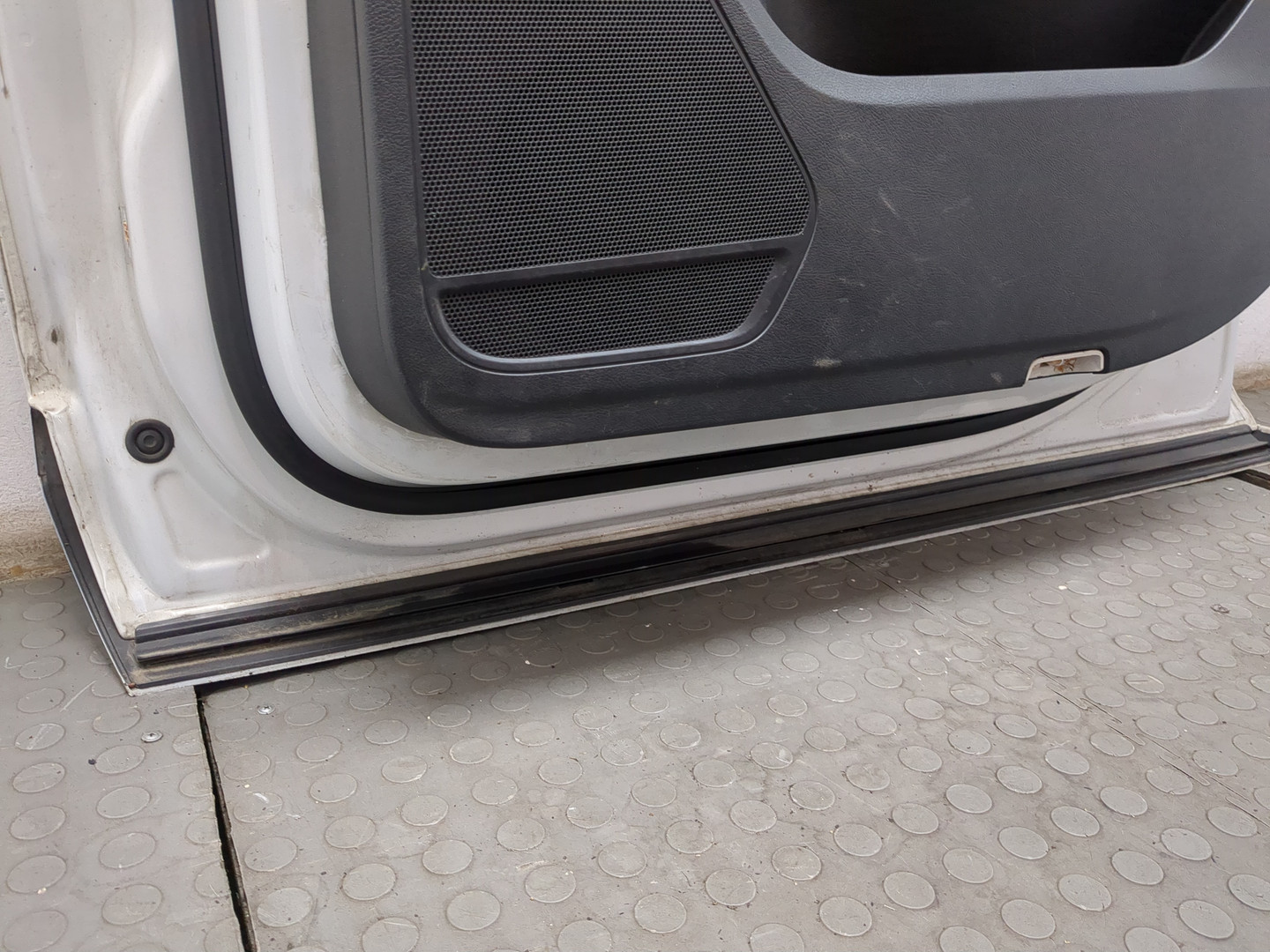 Дверь передняя правая