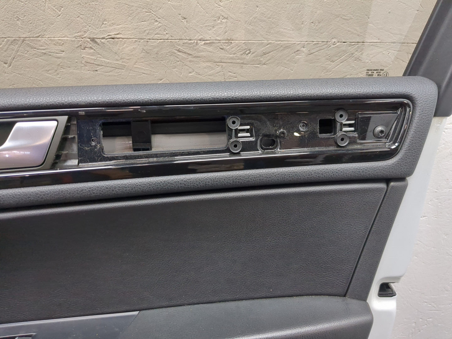 Дверь передняя правая