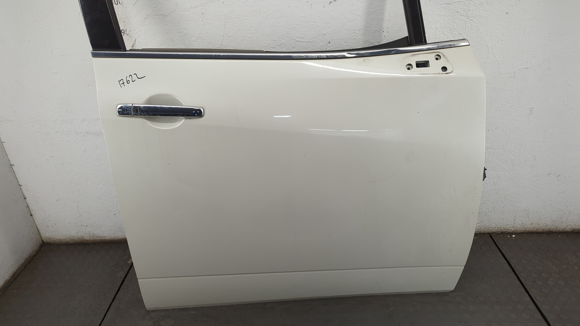 Дверь передняя правая