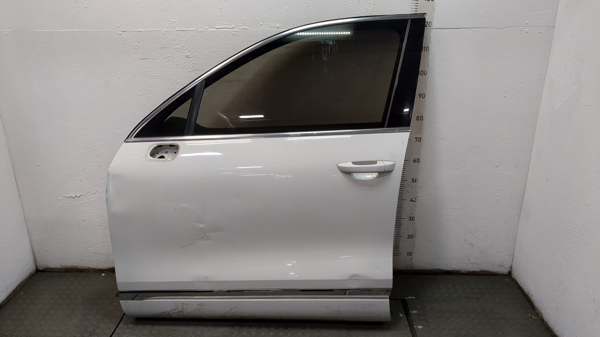 Дверь передняя левая