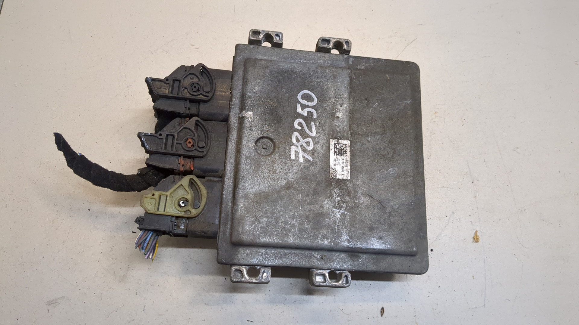 Блок управления двигателем