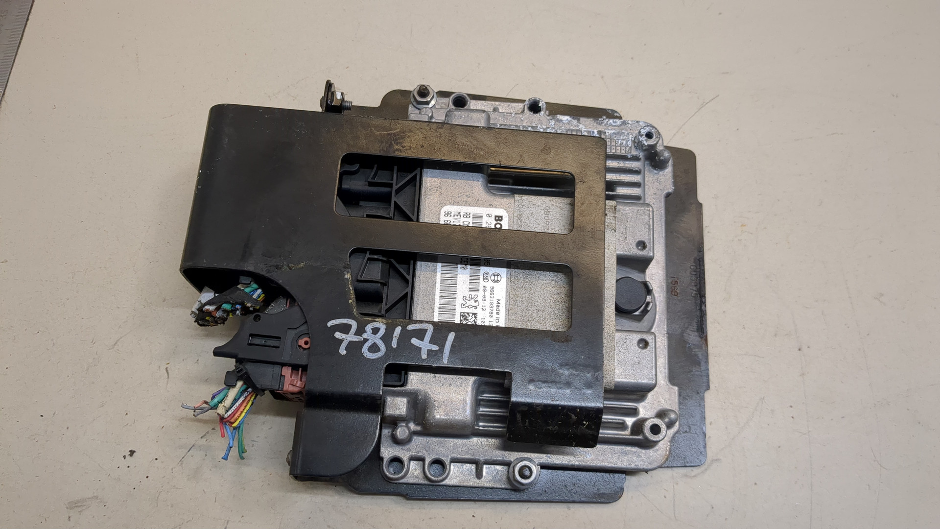 Блок управления двигателем