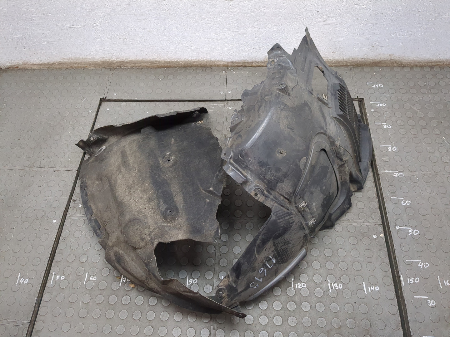 Локер передний правый