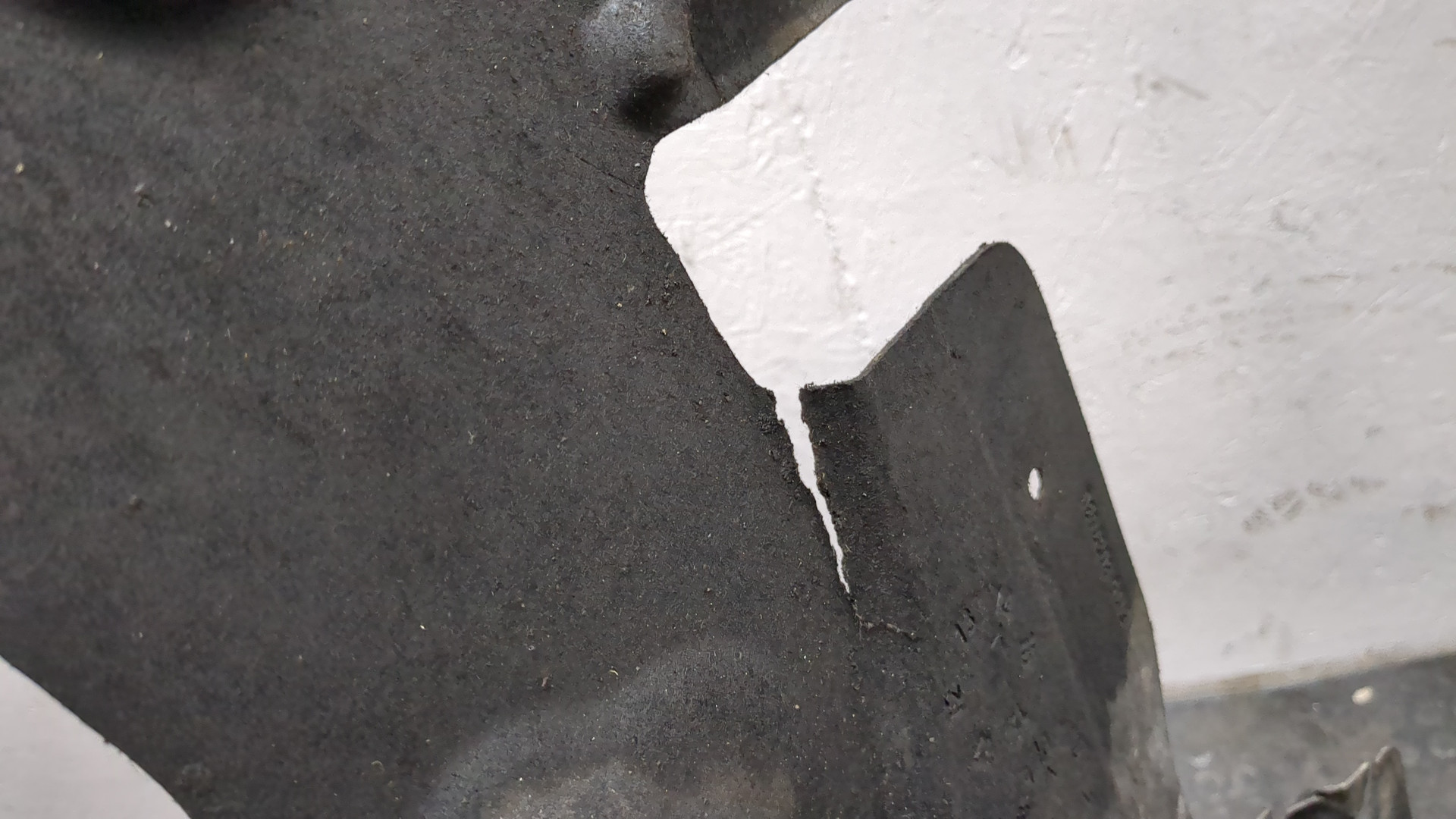 Защита картера