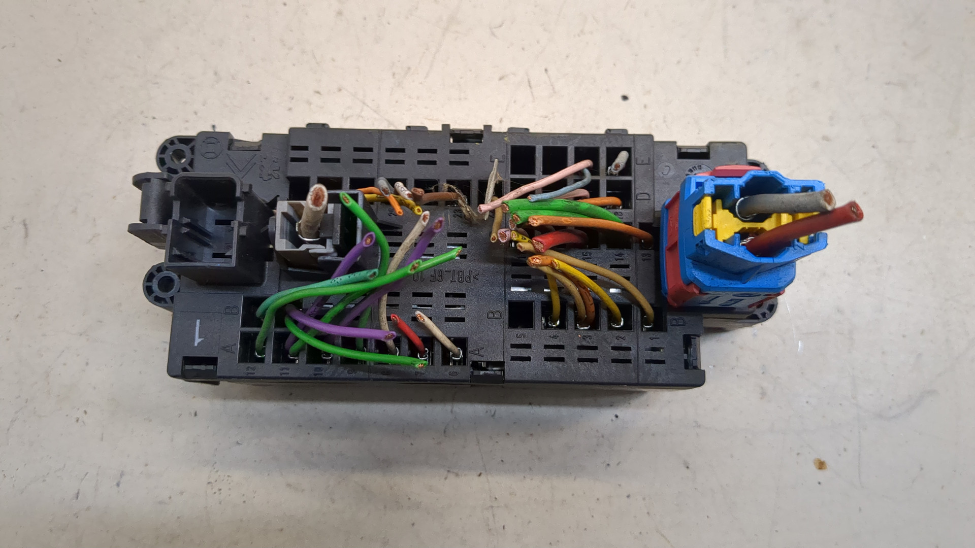 Блок предохранителей