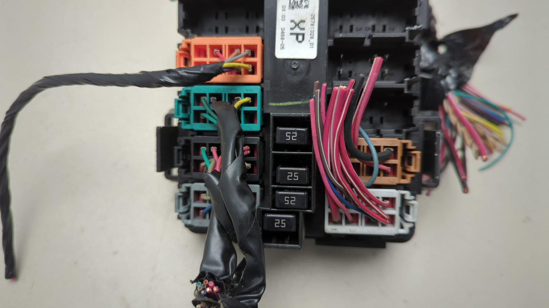 Блок предохранителей