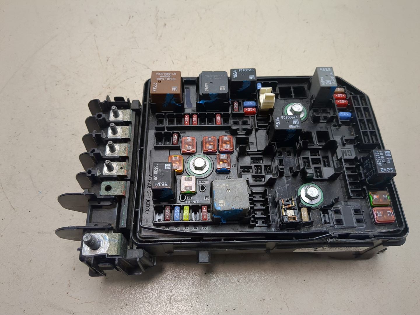 Блок предохранителей