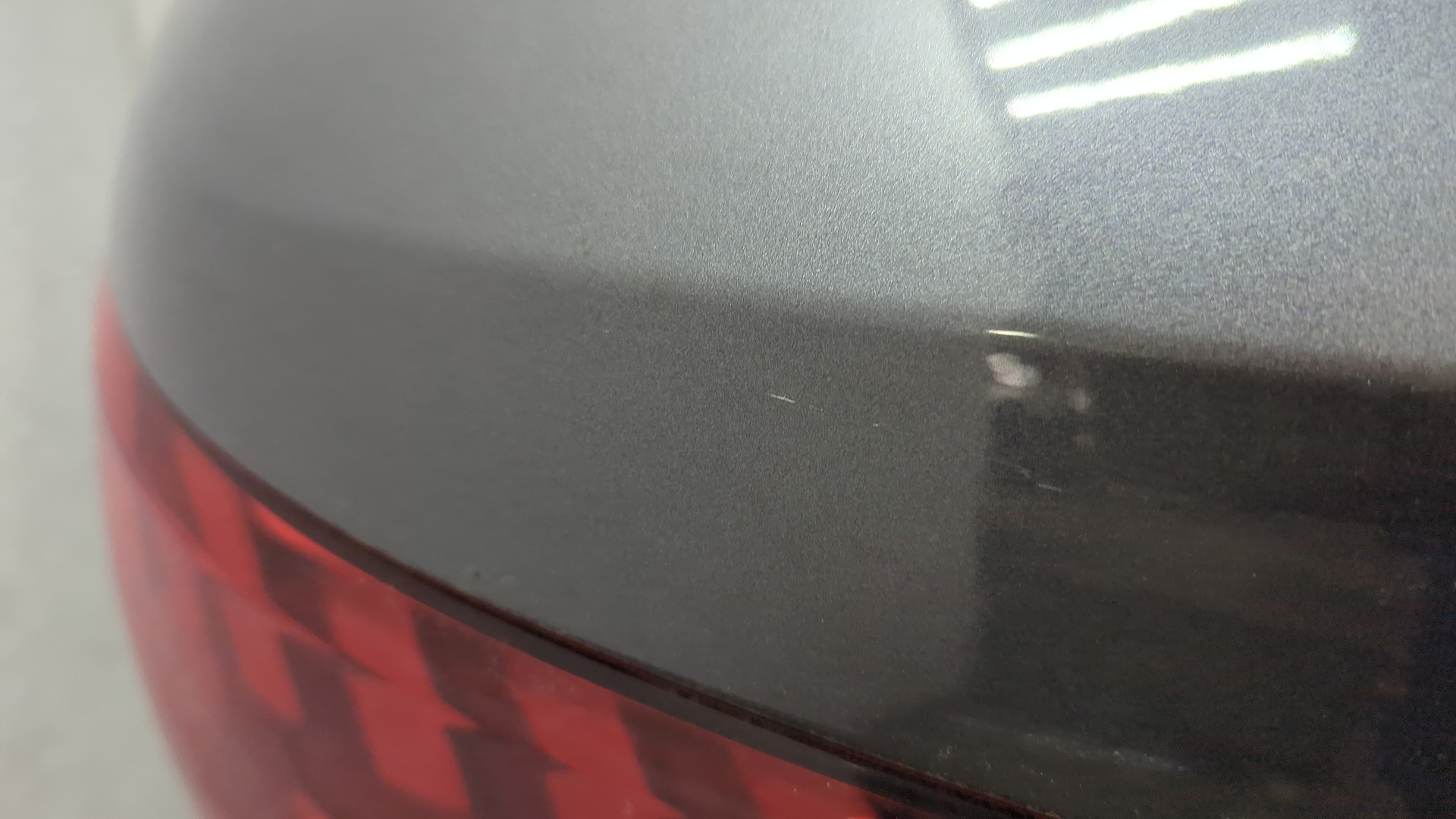 Дверь багажника