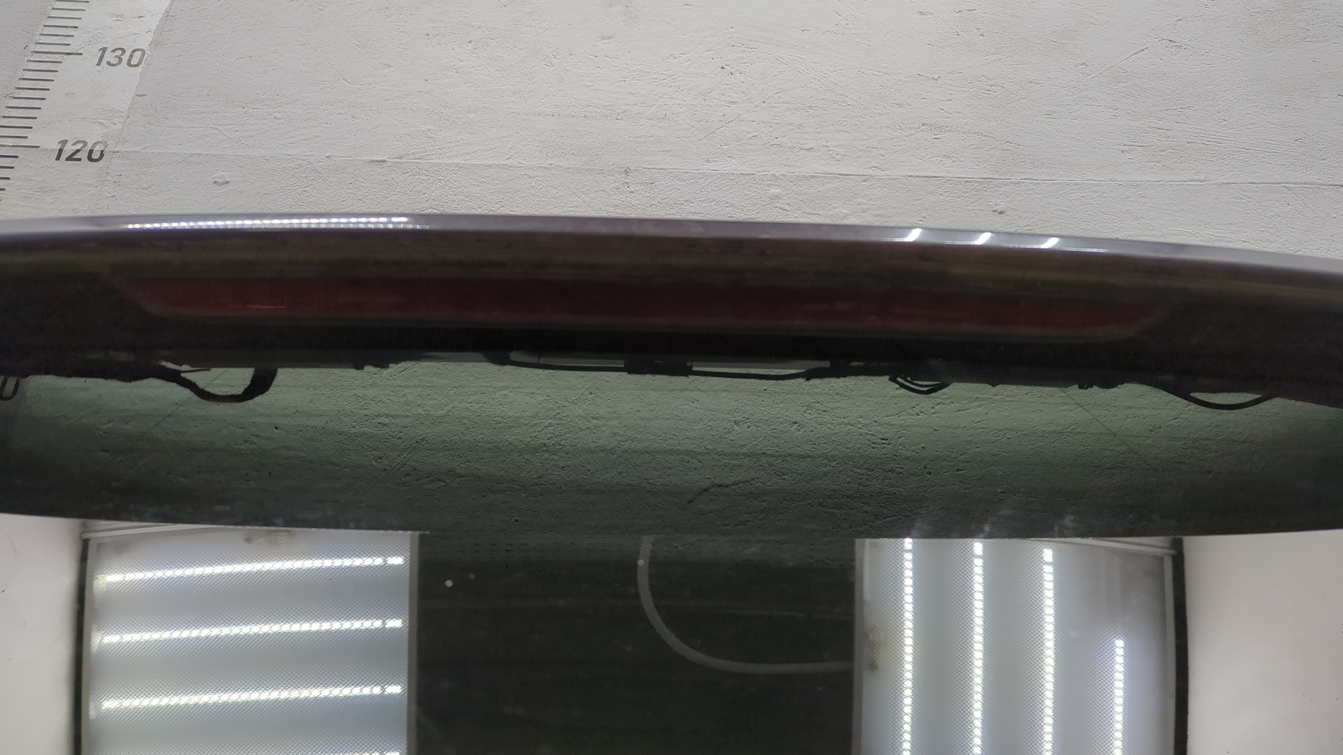 Дверь багажника