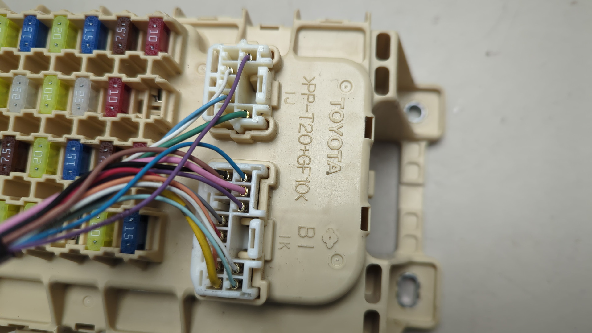 Блок предохранителей