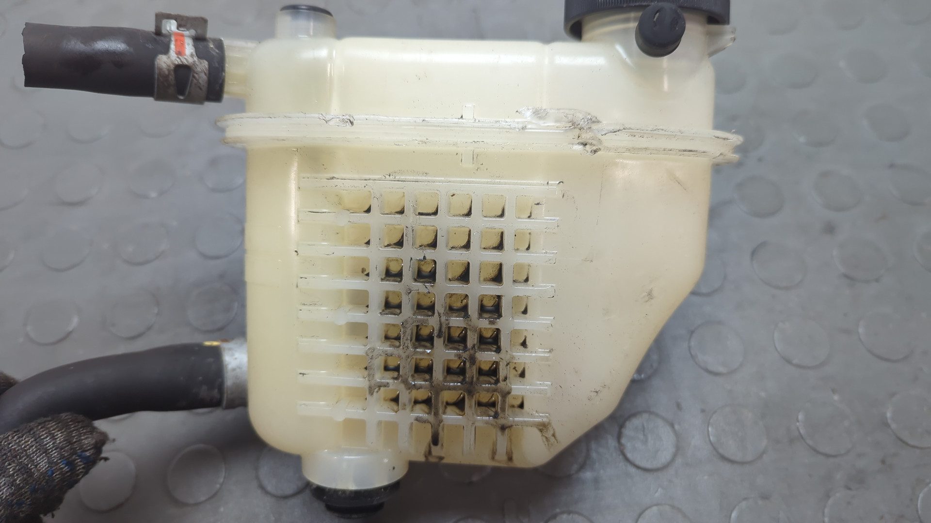 Бачок расширительный