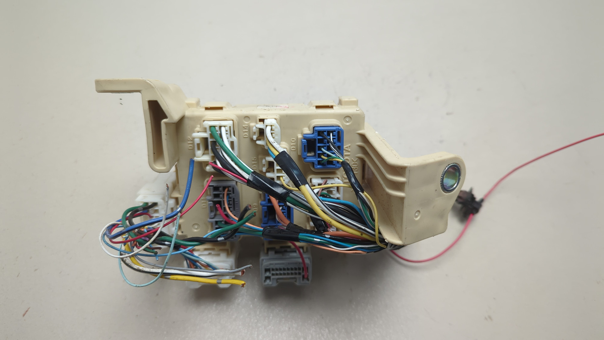 Блок предохранителей