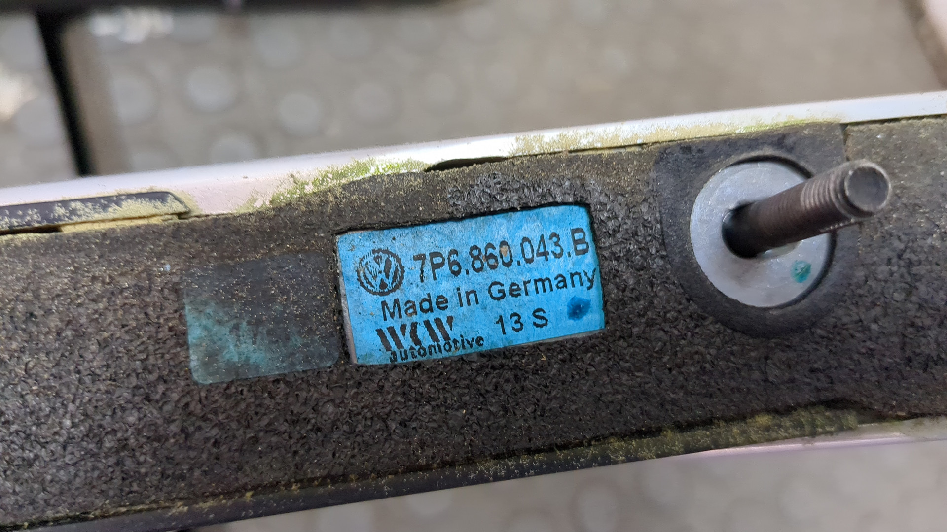 Рейлинги (релинг) к-кт (планки на крышу)