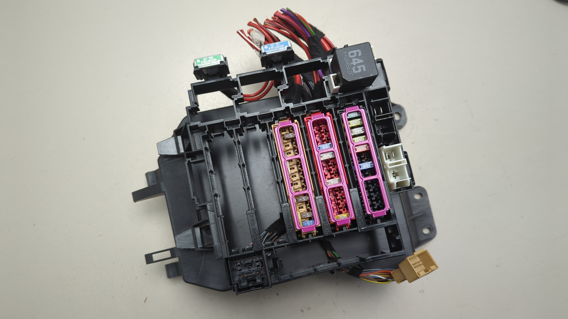 Блок предохранителей