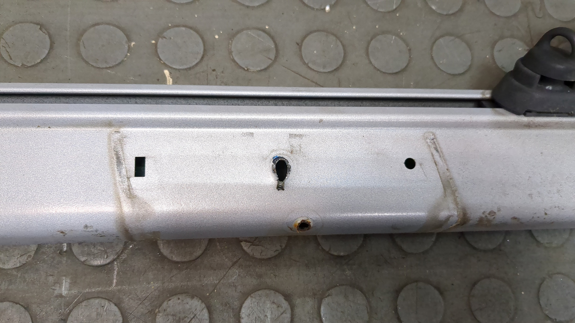 Рейлинги (релинг) к-кт (планки на крышу)