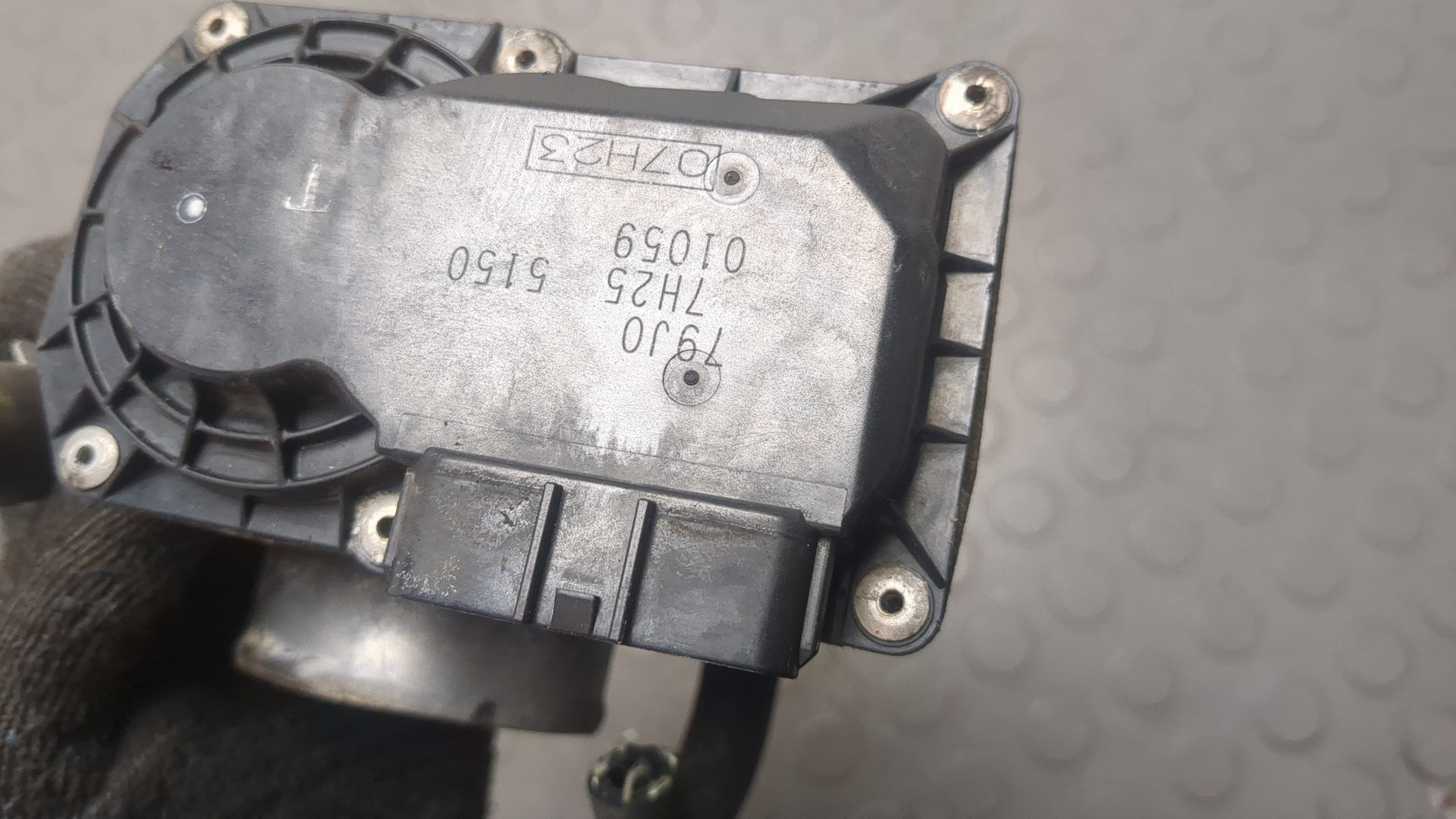 Заслонка дроссельная электрическая