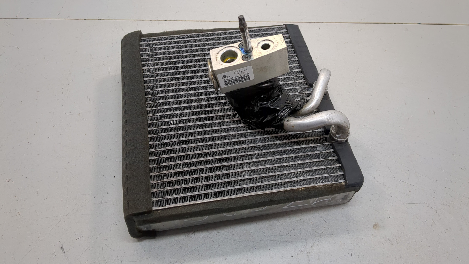 Радиатор кондиционера / конденсер