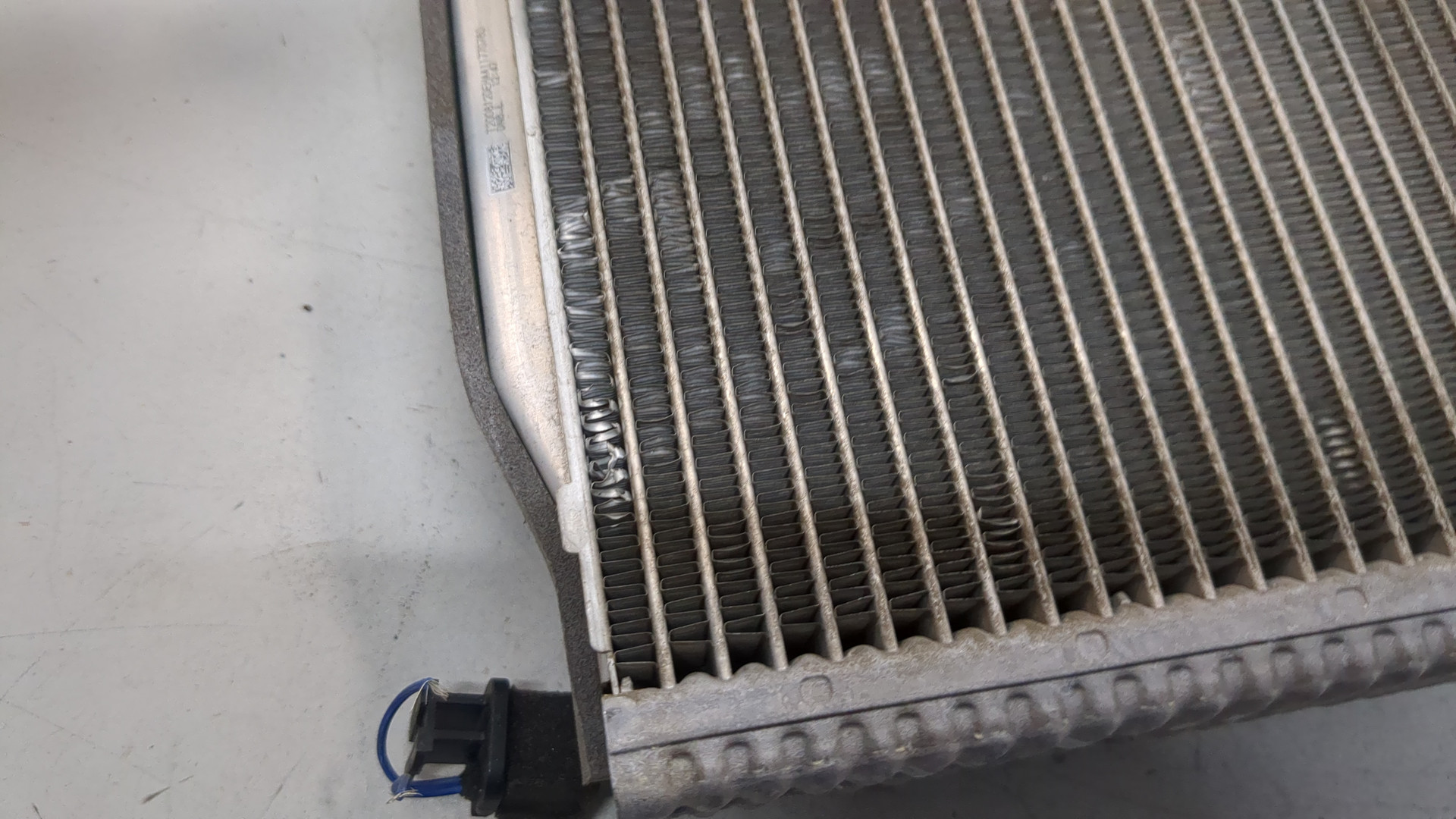 Радиатор кондиционера / конденсер