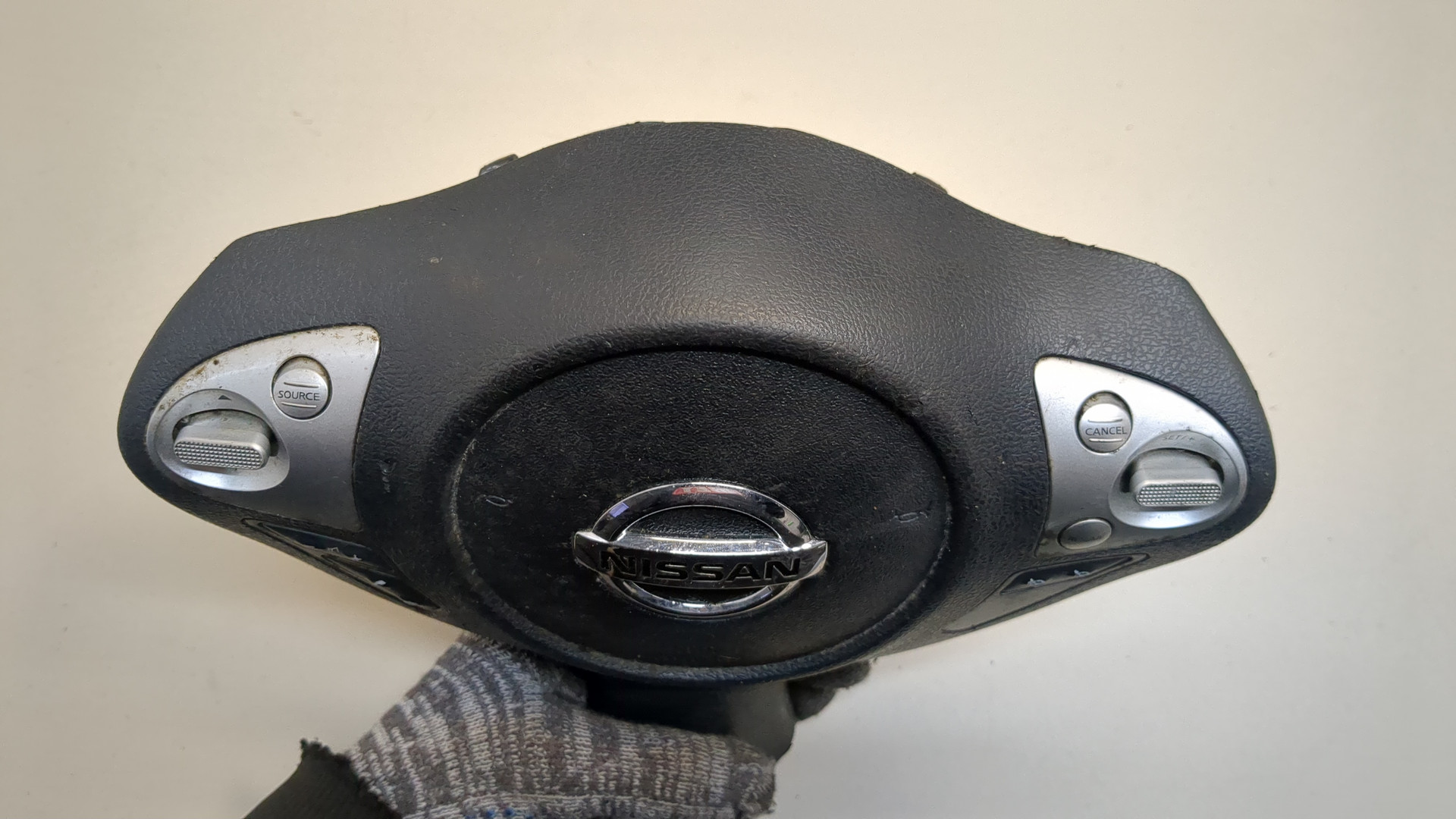 Подушка безопасности в рулевое колесо