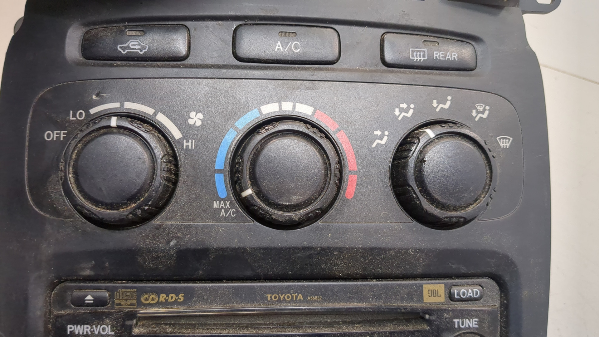 Переключатель отопителя