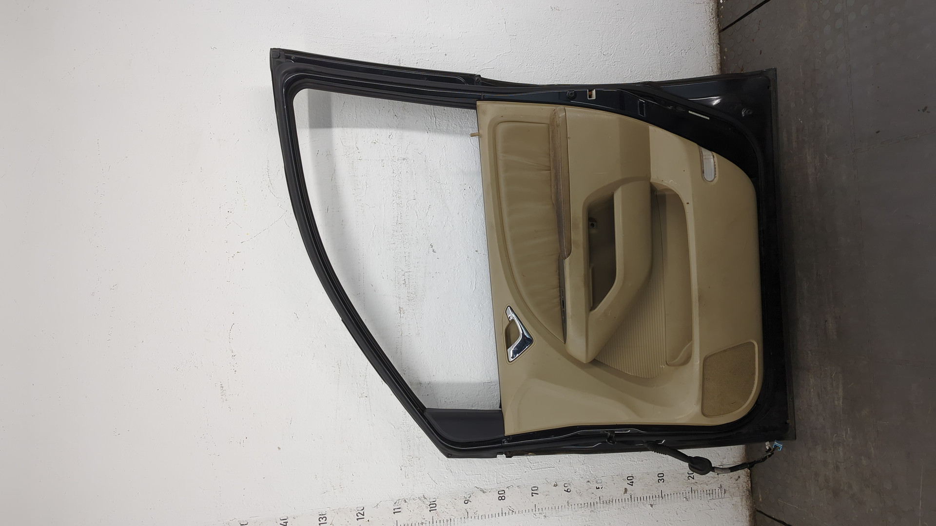 Дверь передняя правая