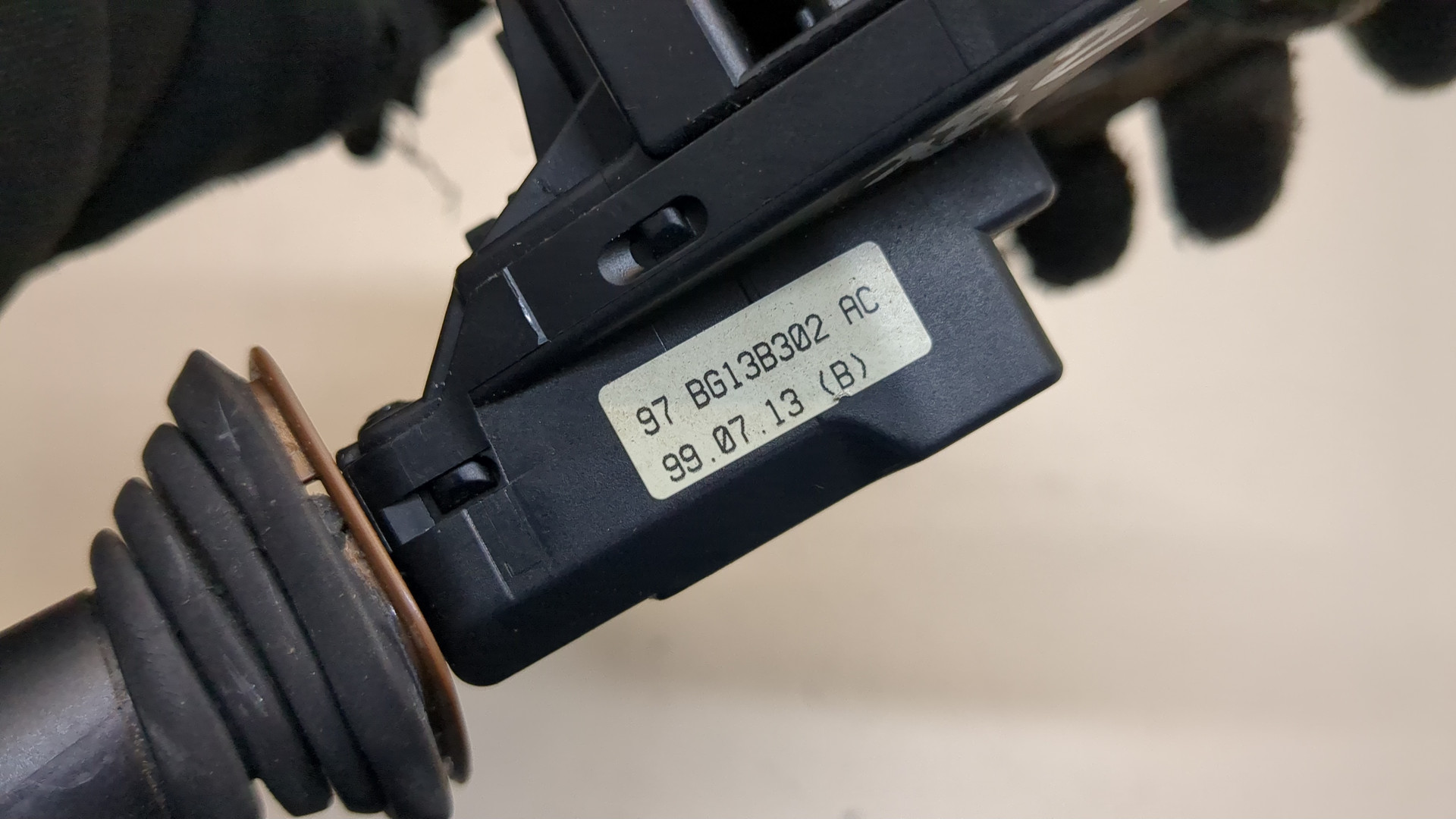 Переключатель подрулевой