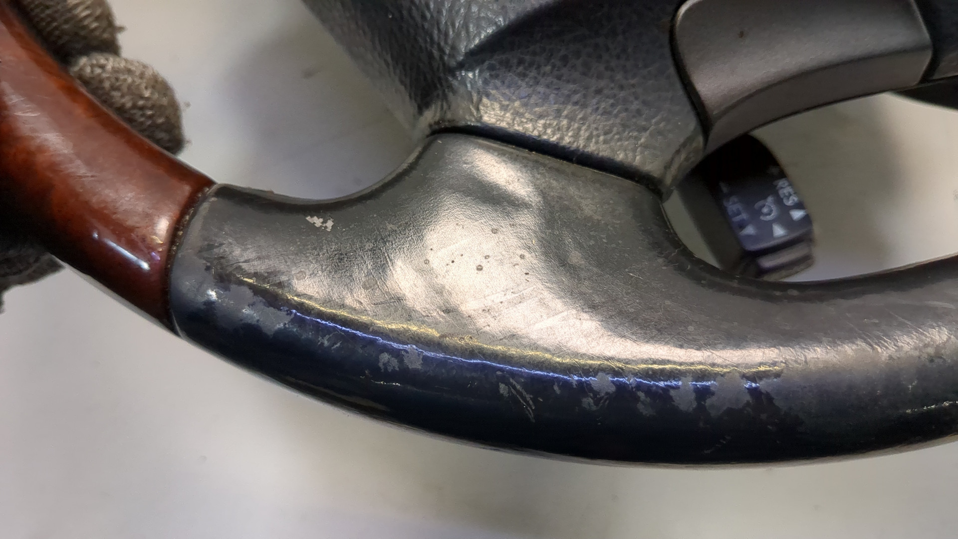 Рулевое колесо (руль)