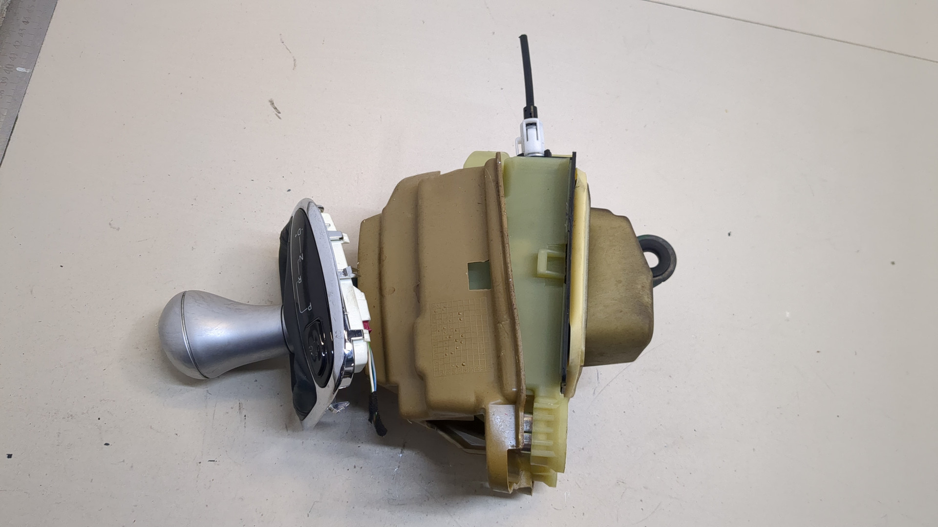 Кулиса МКПП / АКПП